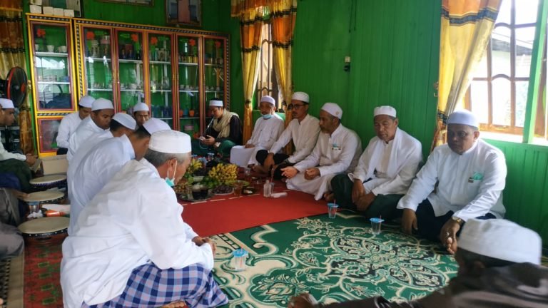 Warga Tak Mengira, Ternyata H Saidi - Habib Idrus Hadir 2 WhatsApp Image 2020 11 04 at 17.03.18
